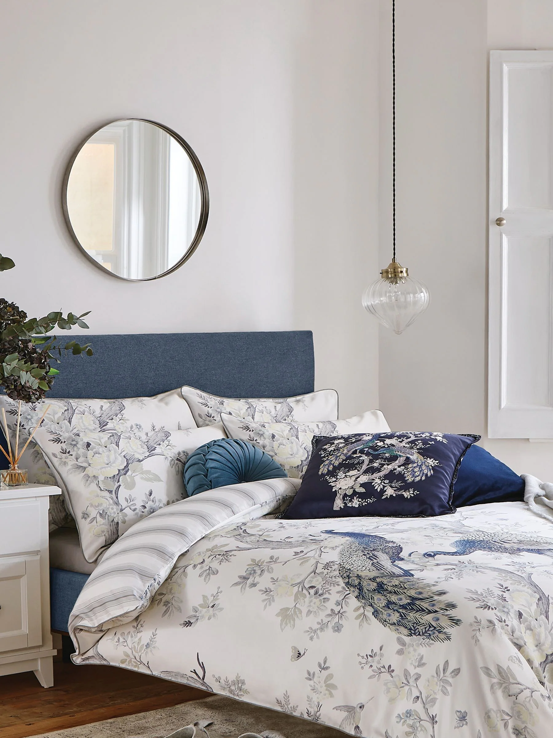 Laura Ashley Belvedere 100% katoensatijn 220 -draads dekbedovertrekset met kussenslopen