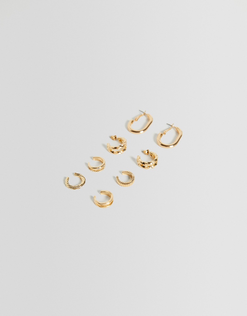 Conjunto com 2 brincos de argola e 4 brincos de pressão.