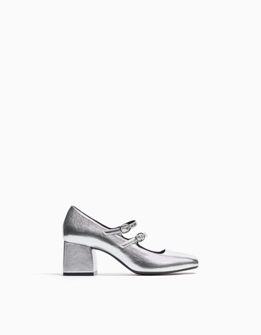 sapatos Mary Jane com salto bloco