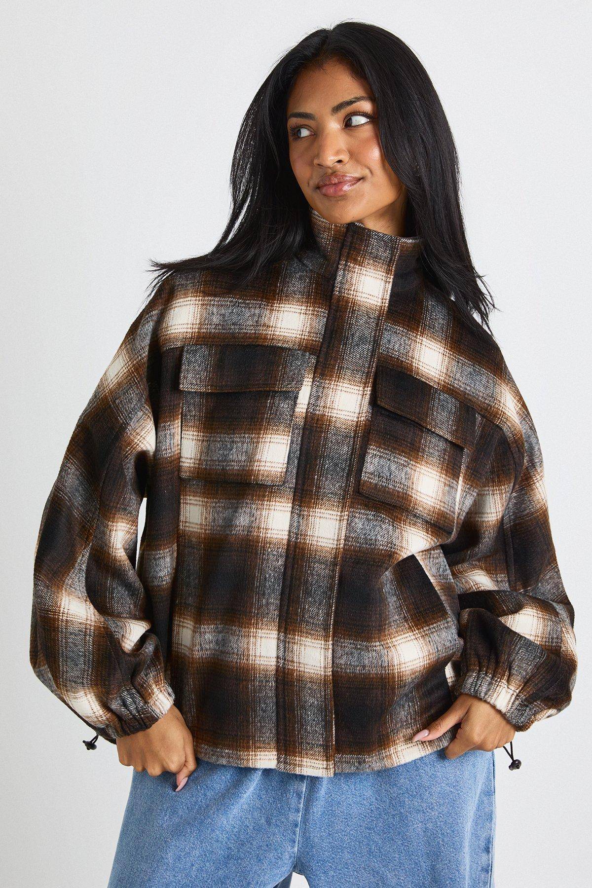 boohoo Découvrez la veste bomber en laine à col entonnoir