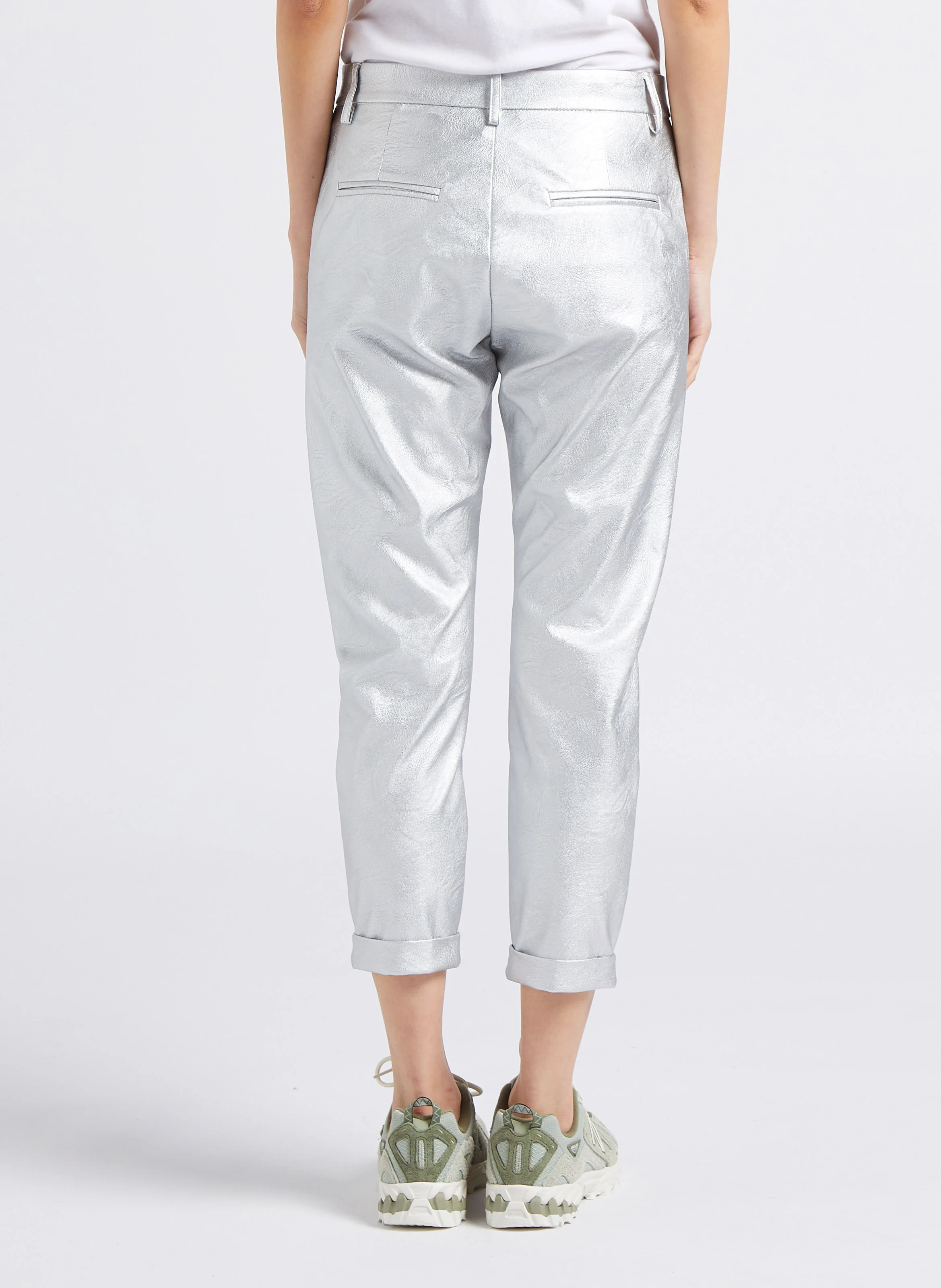 Pantalon carotte effet métallisé| Argent