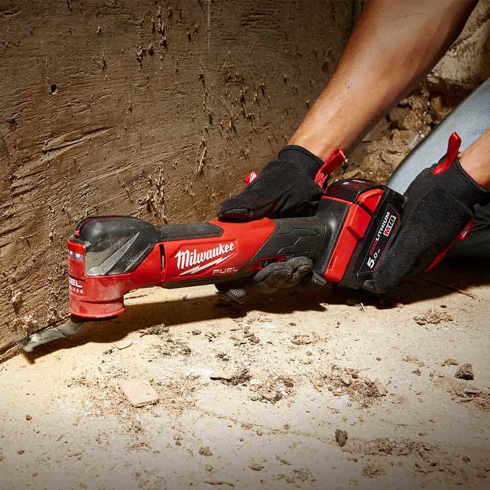 Ferramenta multifuncional oscilante sem escova MILWAUKEE FUEL™ 18V Skin M18FMT-0