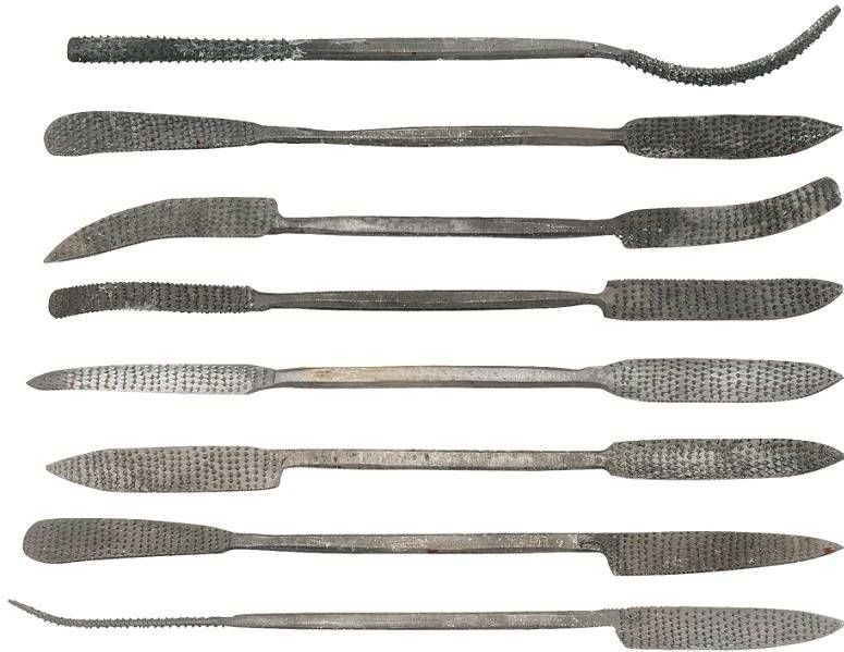 Ami - Raspenset - Assorti - 8 Delig - 24 cm - In Etui