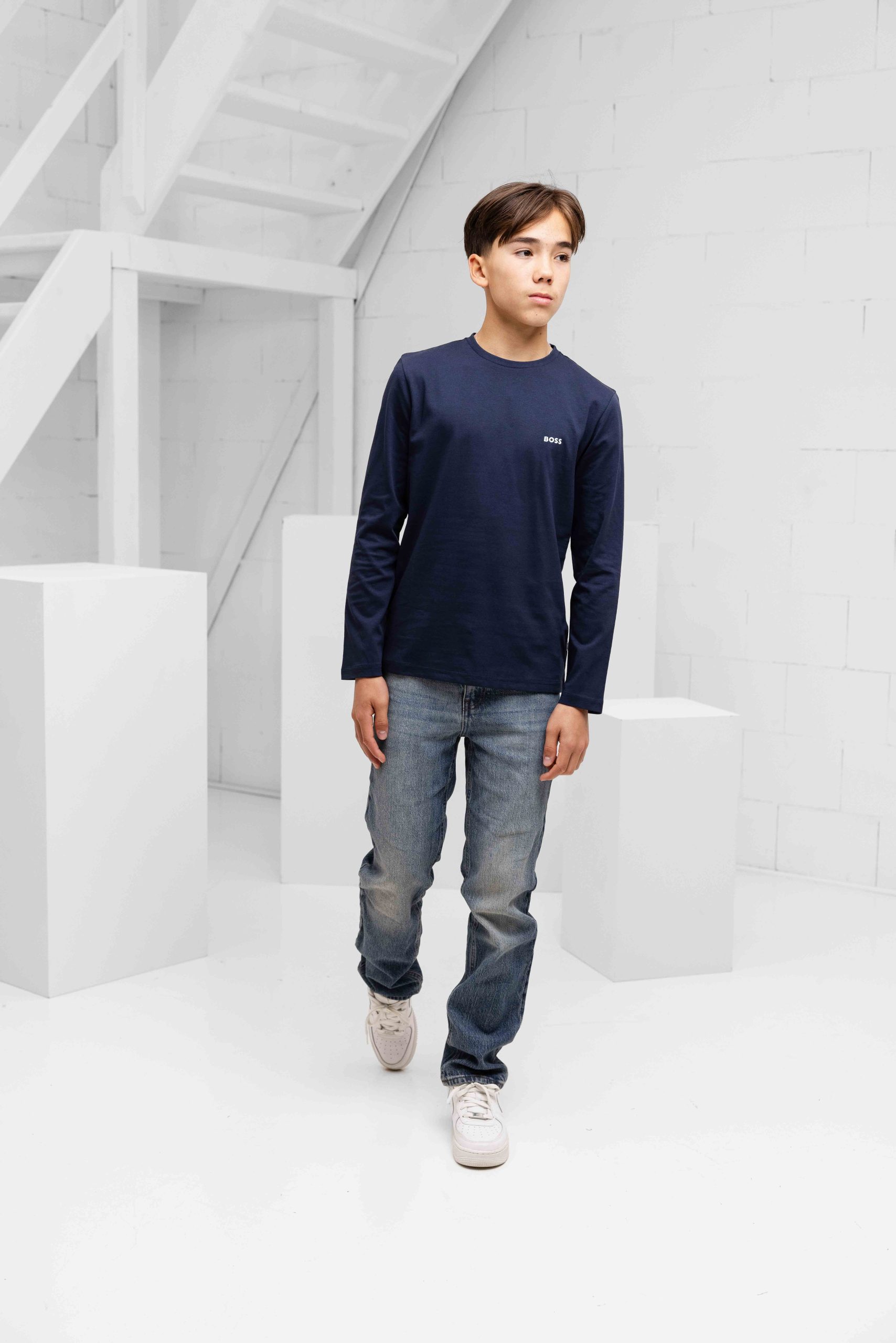 Hugo Boss Longsleeve T-Shirt Kids Donkerblauw