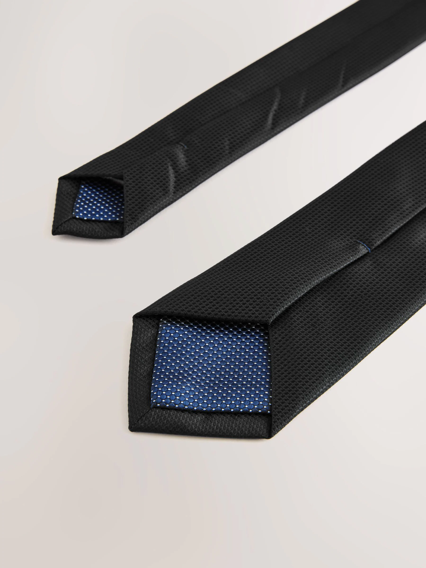 Zwart - Skinny - Stropdas met textuur