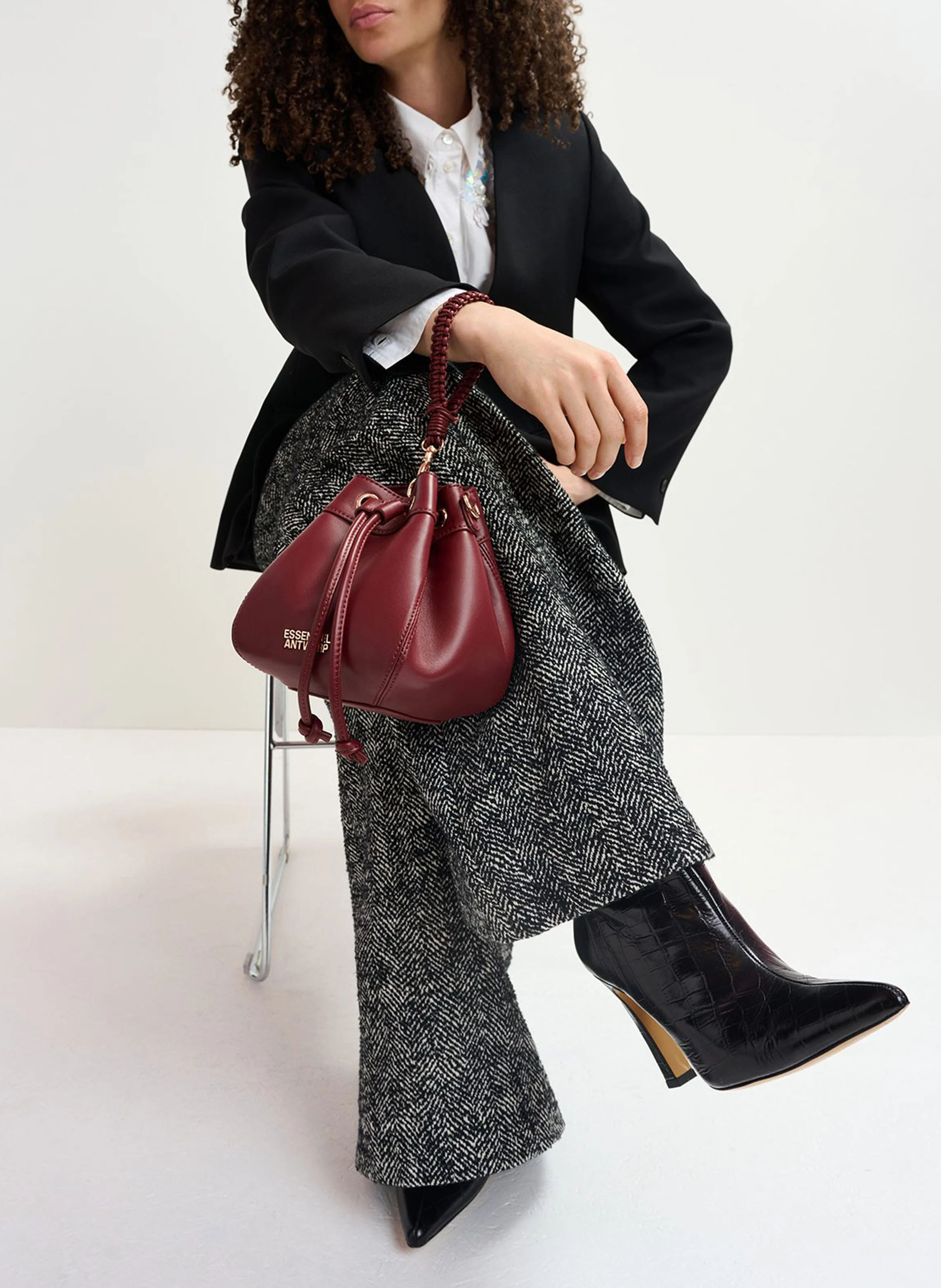GABI - Sac seau en cuir | Rouge