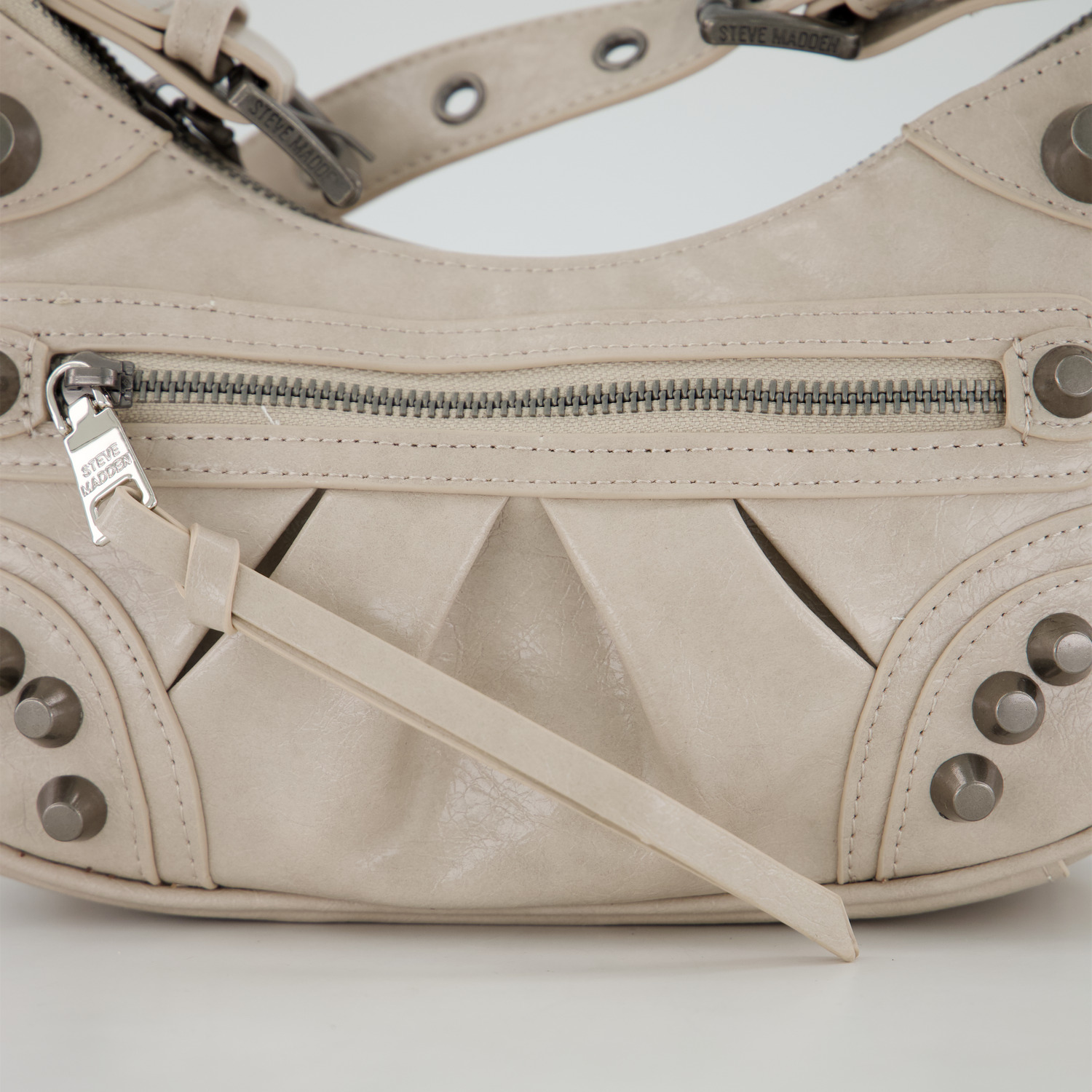 Steve Madden Bglowing