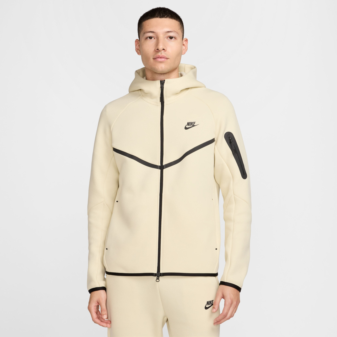 Nike Tech Fleece Sportswear Trainingspak Gebroken Wit Zwart