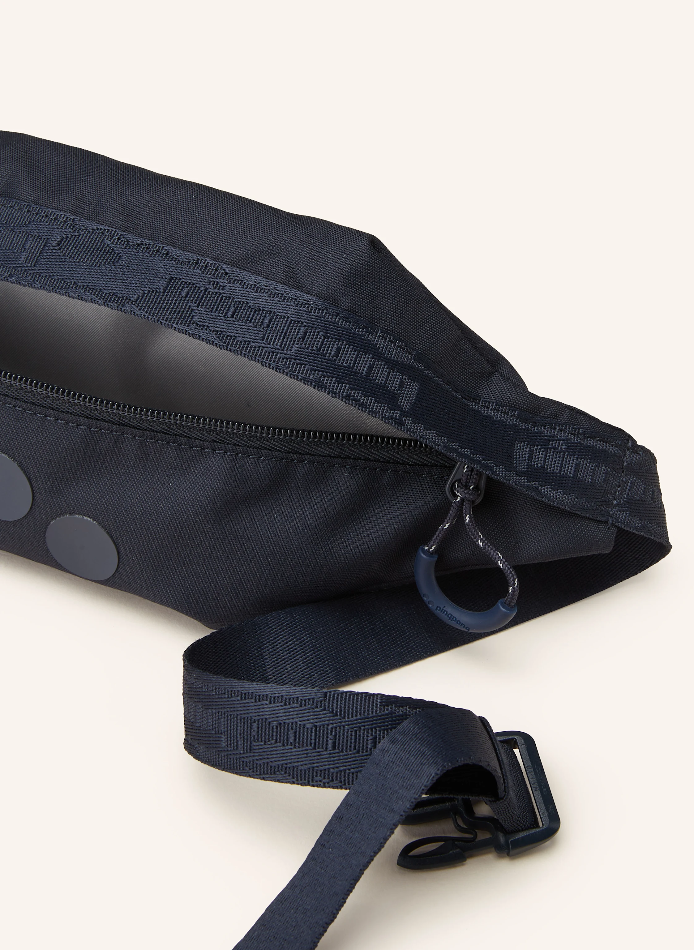 pinqponq Gürteltasche NIK
