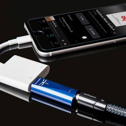 Koop AudioQuest DragonFly Cobalt Hoofdtelefoonversterker | 5 Jaar Garantie