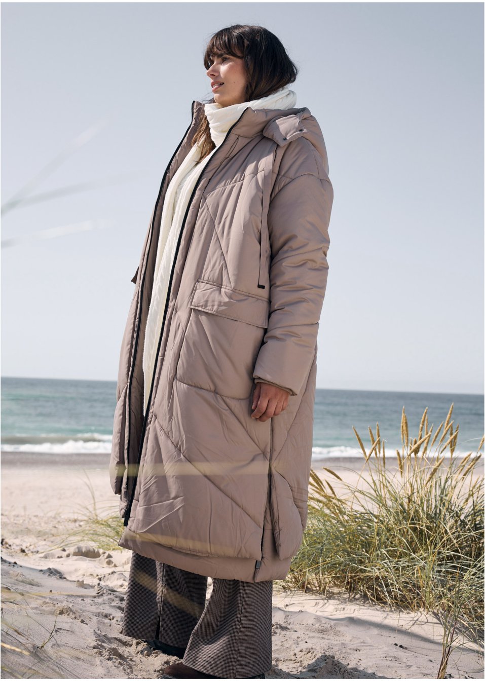 Manteau doudoune oversized avec zip latéral