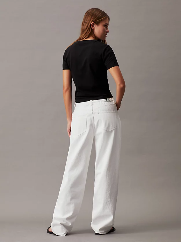 Calça jeans reta dos anos 90