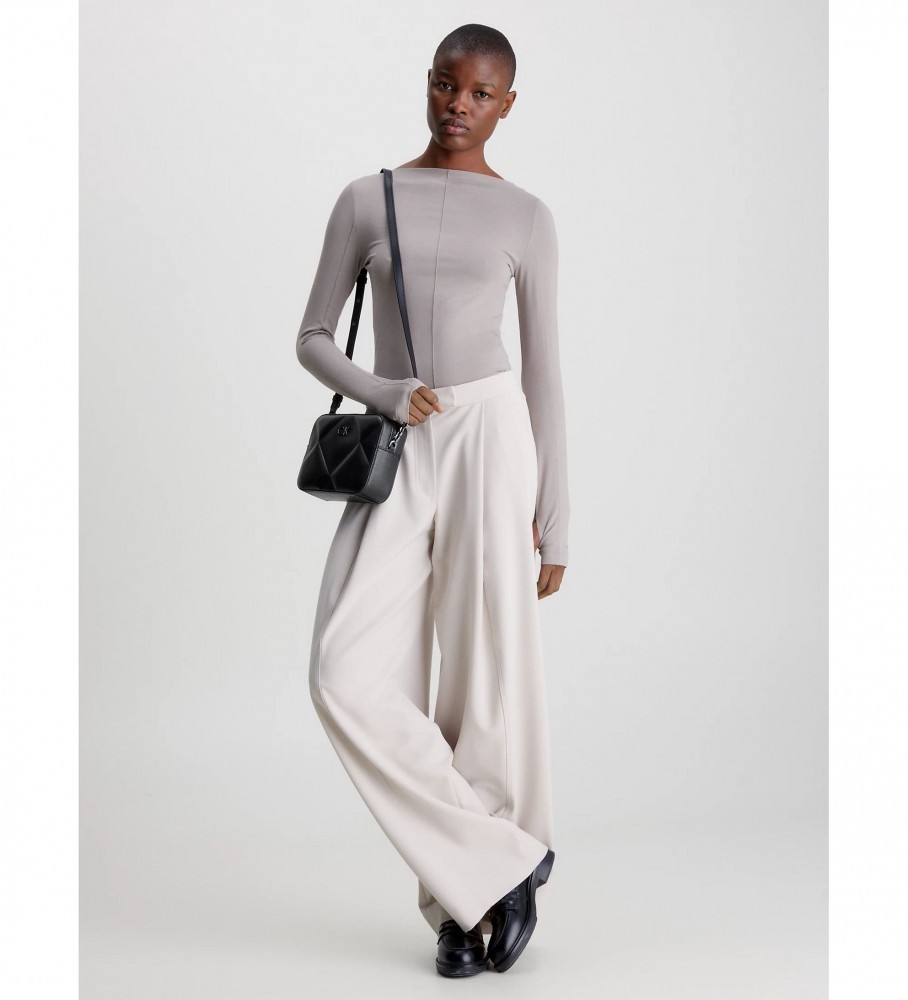 Bolsa transversal com aba acolchoada Calvin Klein preta