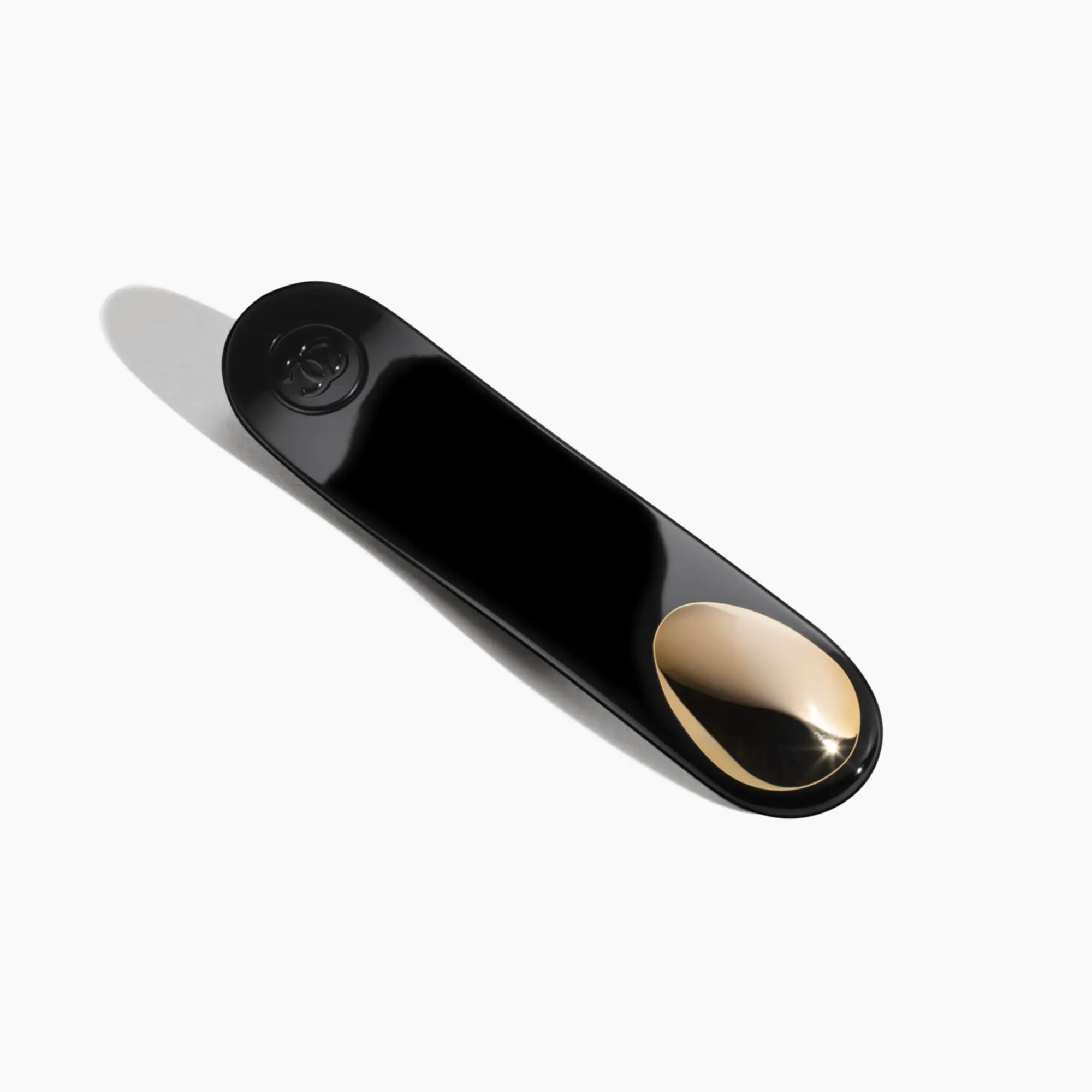 CHANEL - SUBLIMAGE LA CRÈME YEUX ULTIME RÉGÉNÉRATION CONTOUR YEUX- Contour des yeux et lèvres