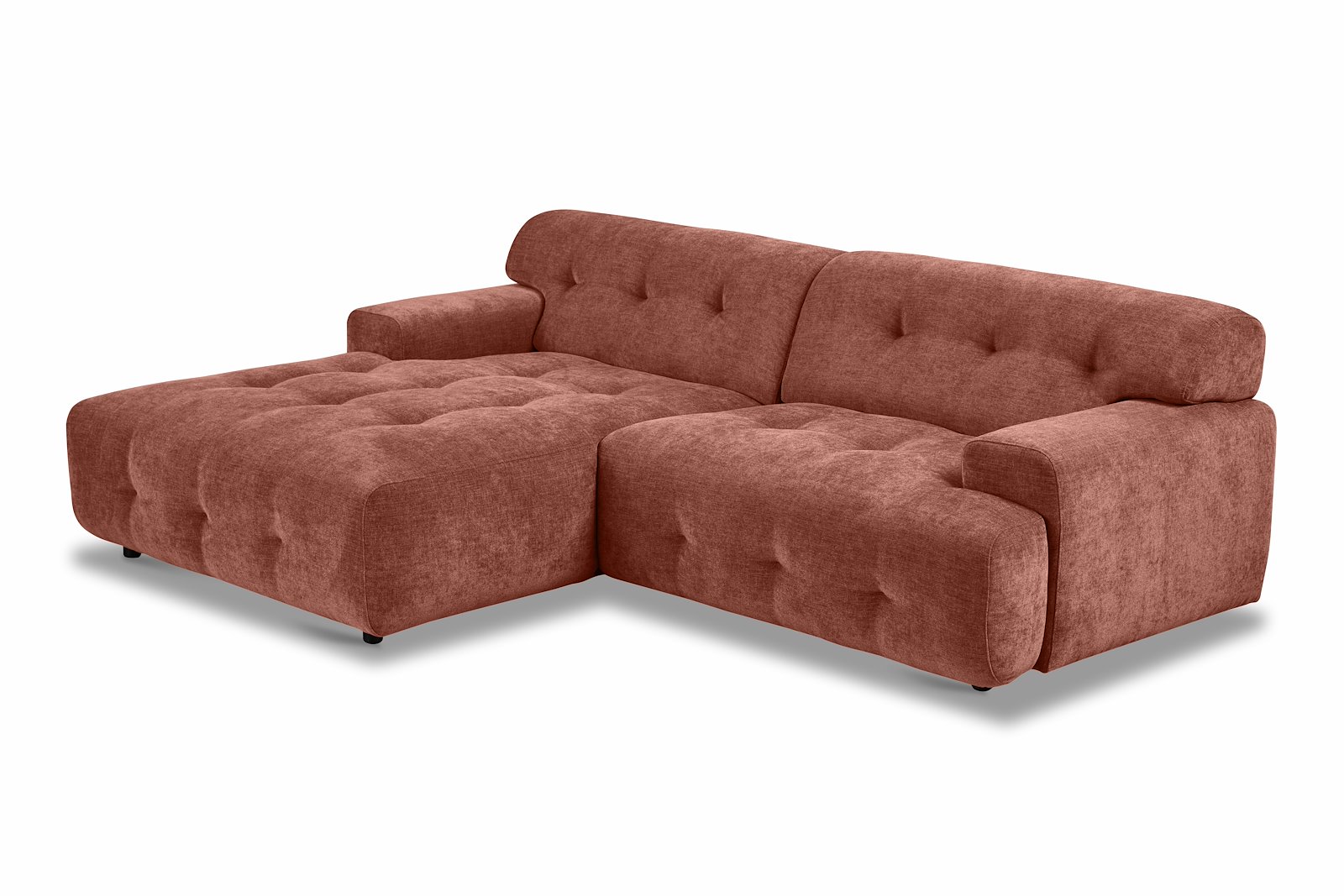 Bob sofa 1,5-seter med sjeselong venstre. Tekstil City 64 Rust med sorte ben.