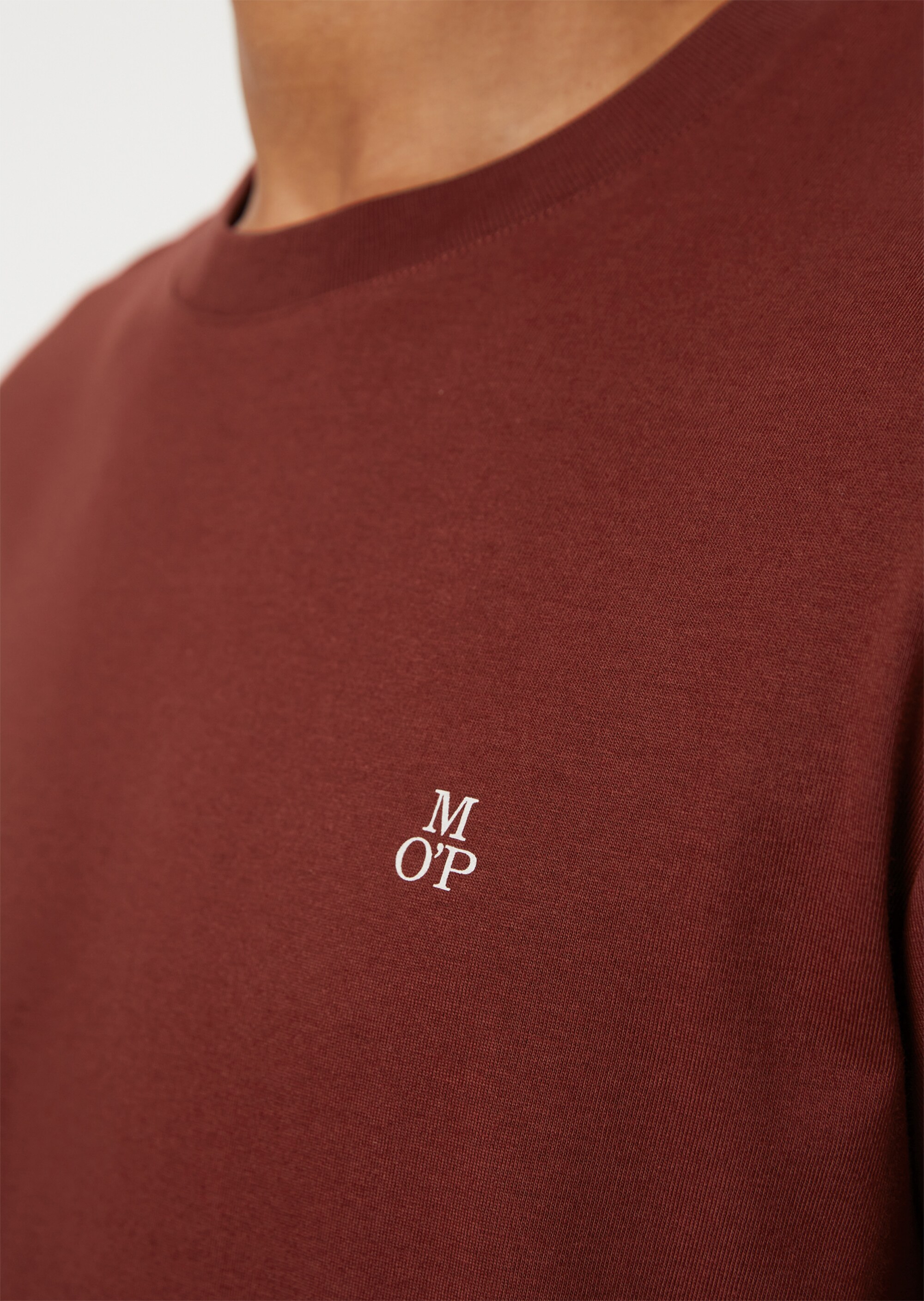 Longsleeve shaped aus reiner Bio-Baumwolle