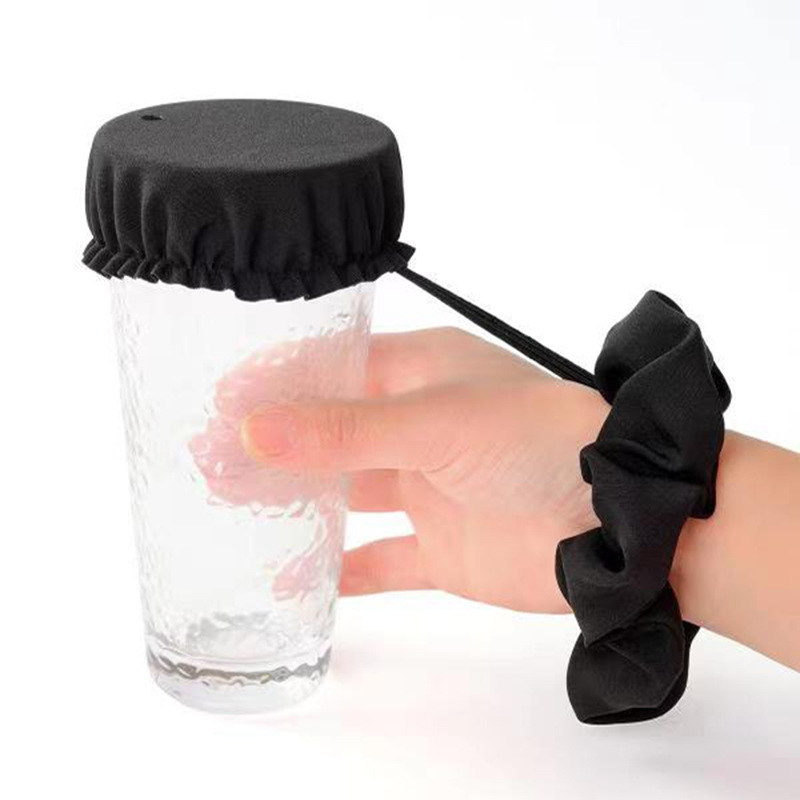2in1 Anti-K.o. Tropfen Scrunchie Haargummi mit Getränke Becher Abdeckung für Festival / OpenAir / Partys - Schwarz