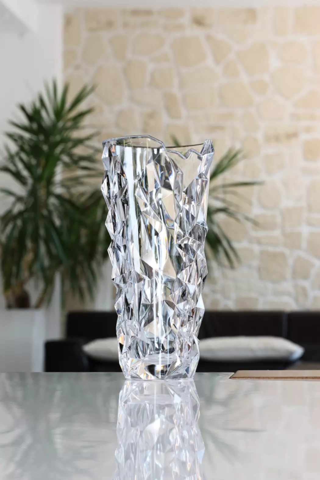 Vase Sculpture 33 cm