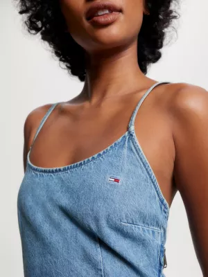Vestido curto de chambray denim com amarração nas costas