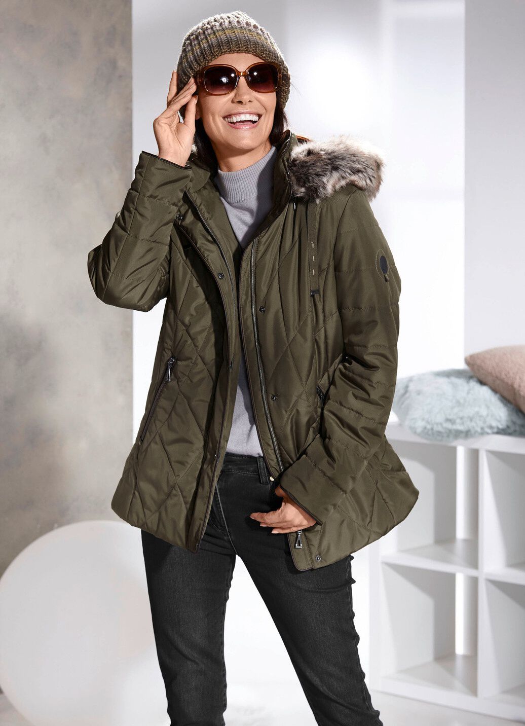 Jacke mit abnehmbarer Kunstpelz-Besatz