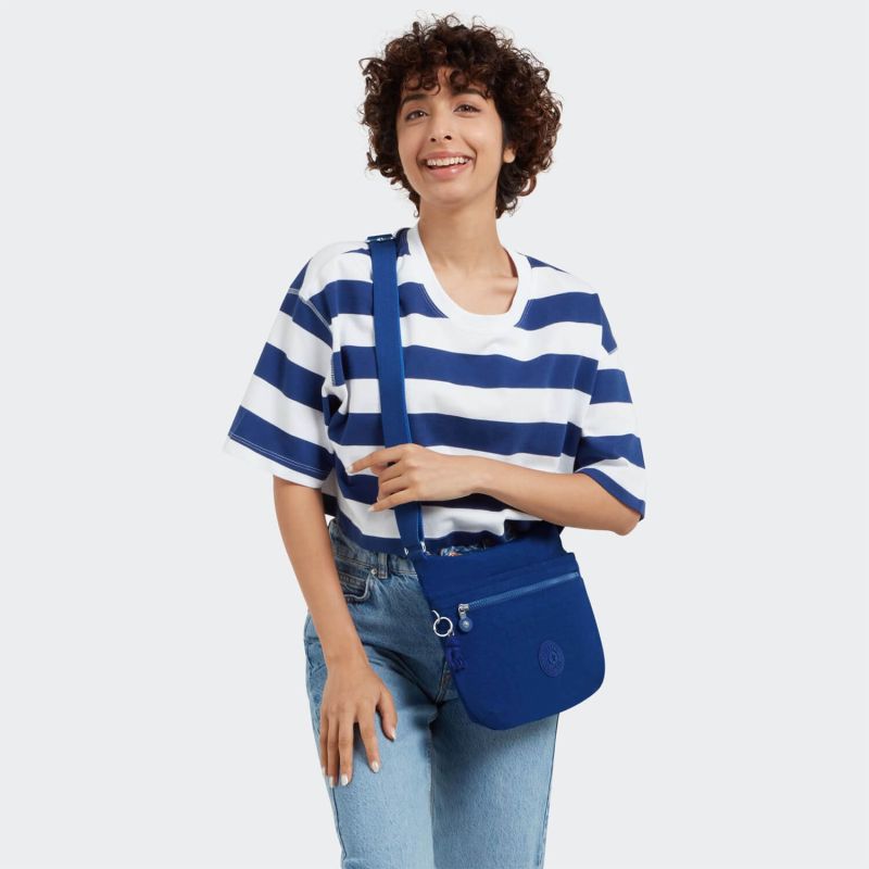 Sac bandoulière Arto 29 cm Deep Sky Blue