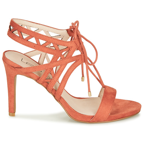 Les Petites Bombes - MACHA - Corail
