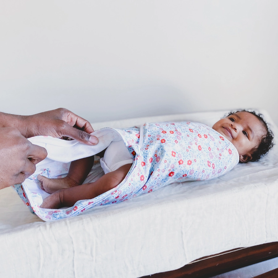 aden + anais™ essentials easy swaddle™ Wickel-Pucktuch 3er-Pack fairy tale flowers 0-3 Monate