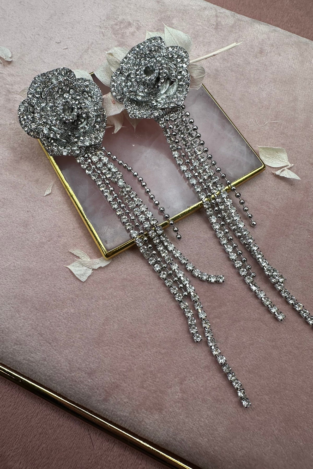 Mellow Moon Johanne Earrings