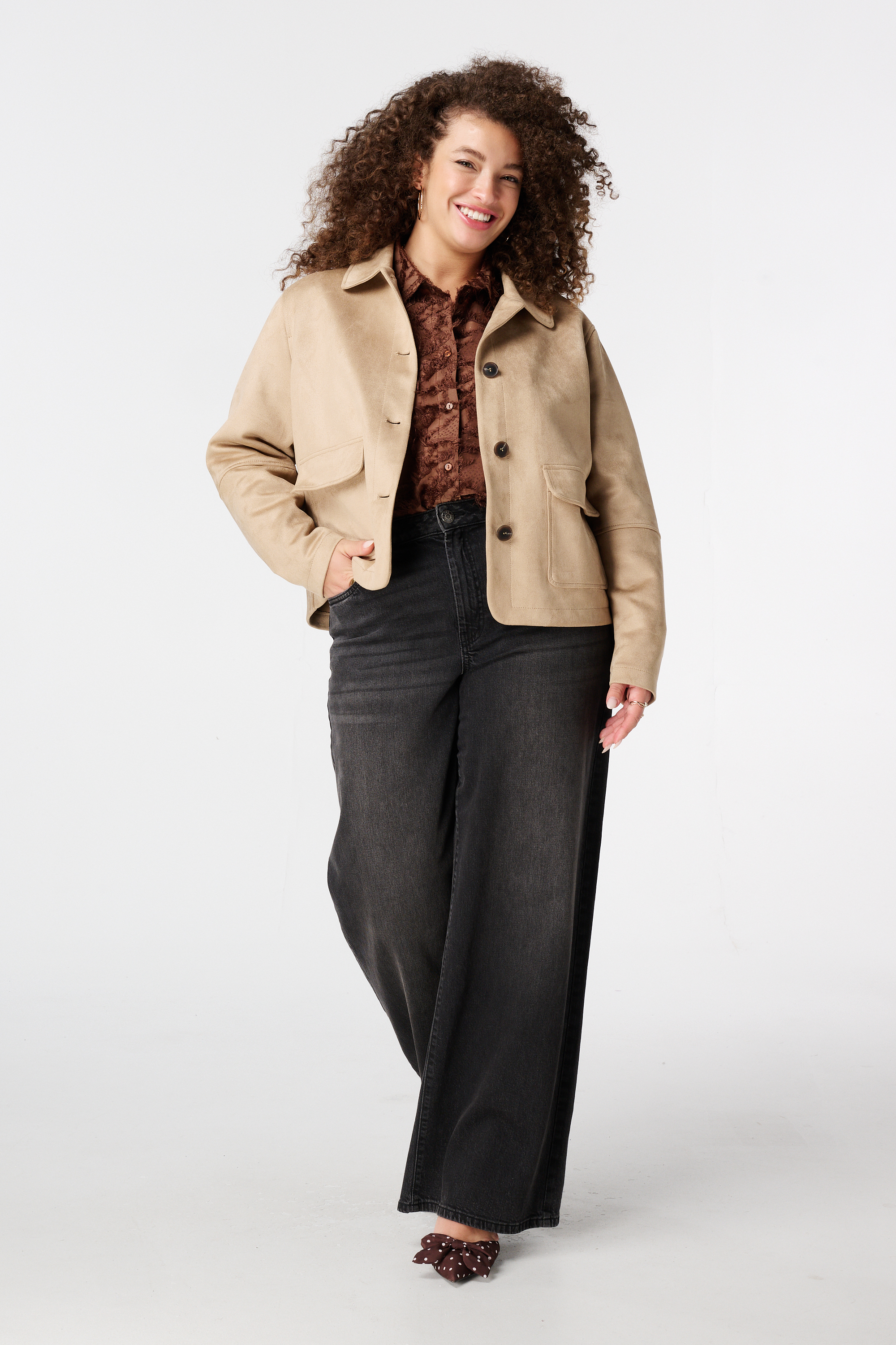 Suèdine jacket met knoopsluiting Zand