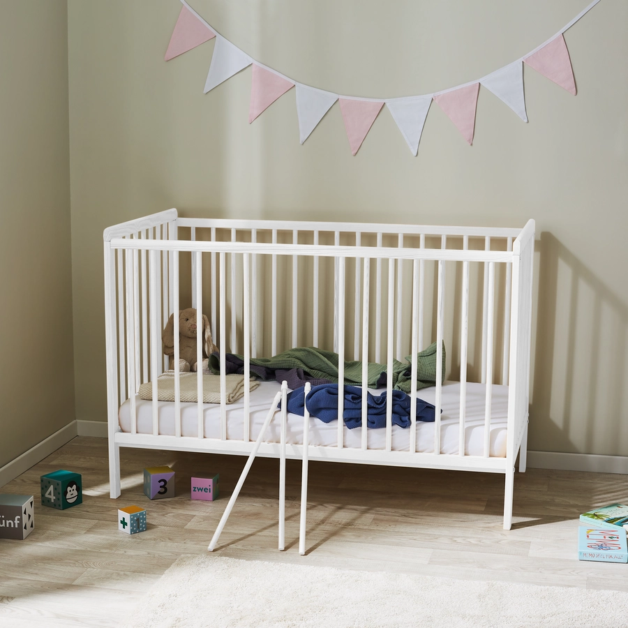 Kids Collective Babybett Gitterbett 60x120 höhenverstellbar & herausnehmbare Sprossen weiß mit Matratze