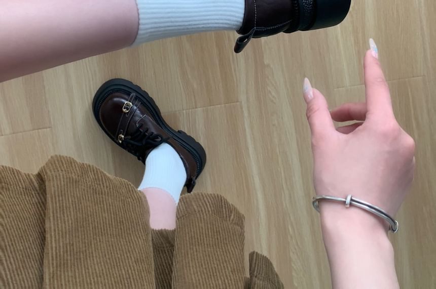 DURAC - Veterschoenen met plateauzool van imitatieleer