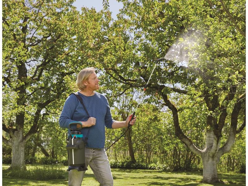 GARDENA Drucksprüher 5 L EasyPump Akkubetriebener Drucksprüher von Gardena