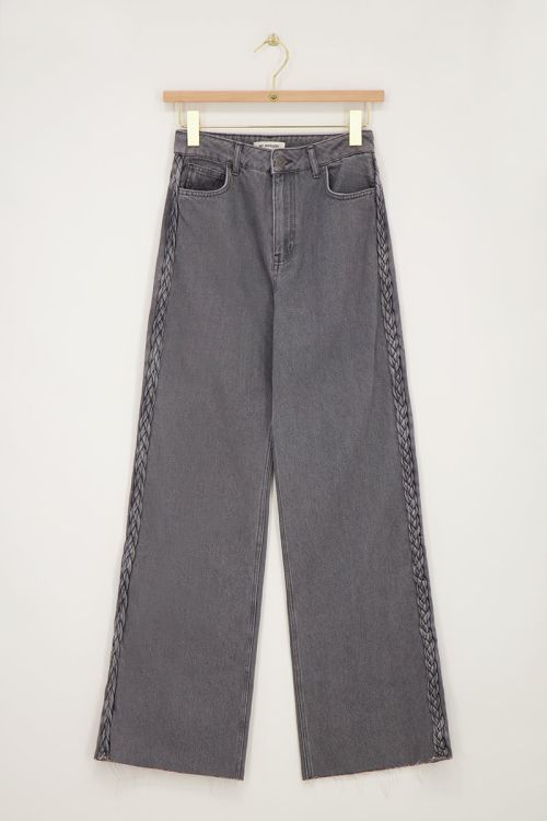 Grijze jeans met vlecht detail