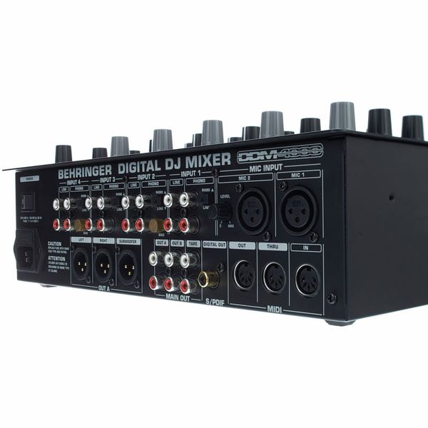 Behringer DDM 4000 DJ Mixer