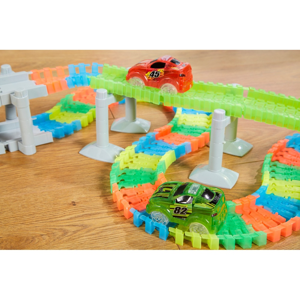 Glow Tracks Super Set