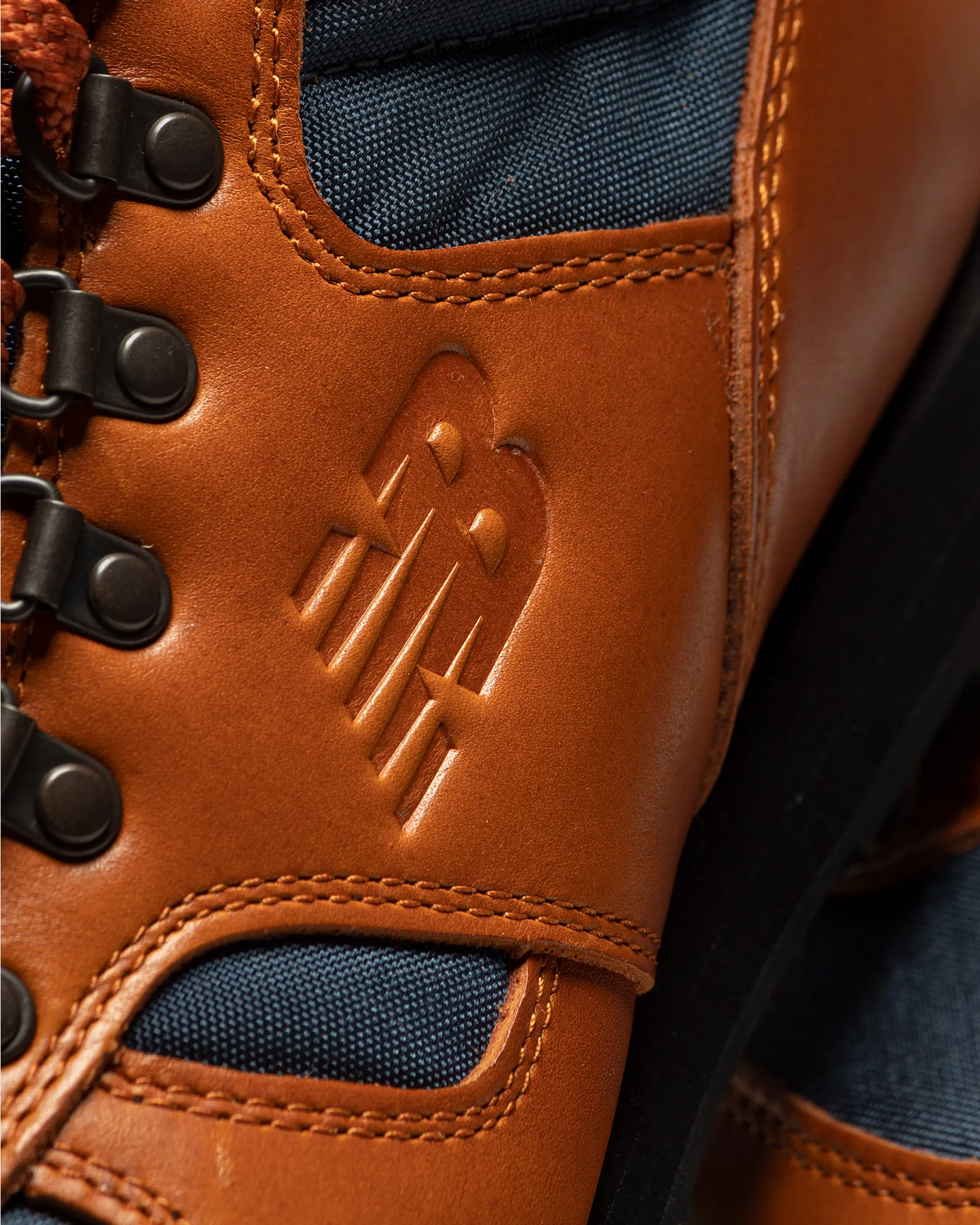 New Balance RAINIER 'GLAZED GINGER'