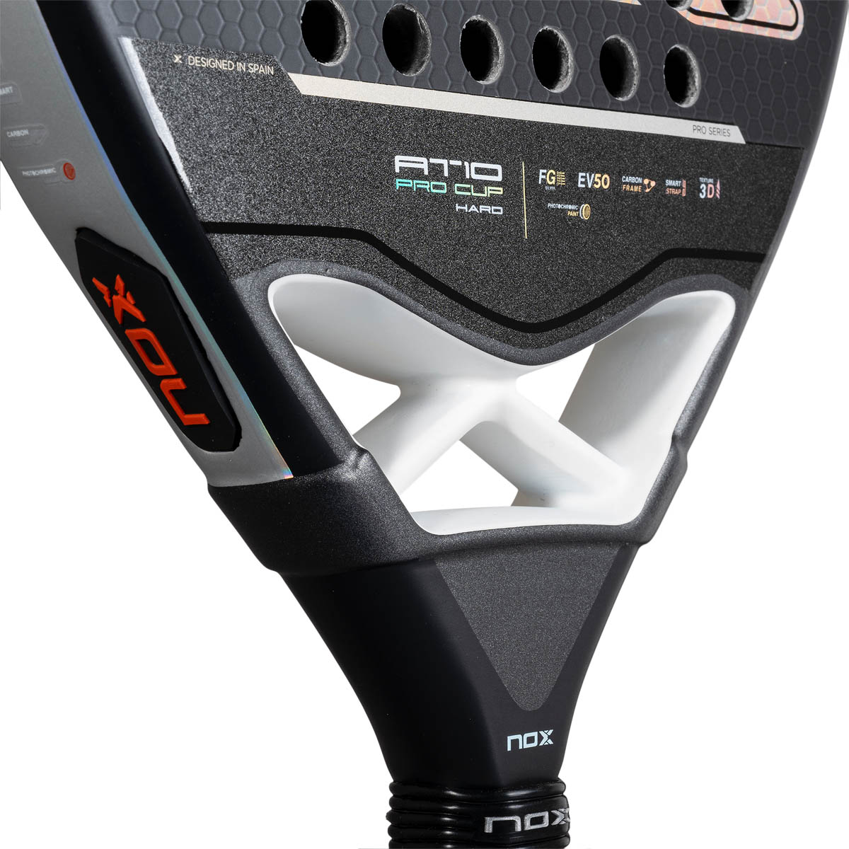 NOX AT10 Pro Cup Hard 2025 Padel Bat