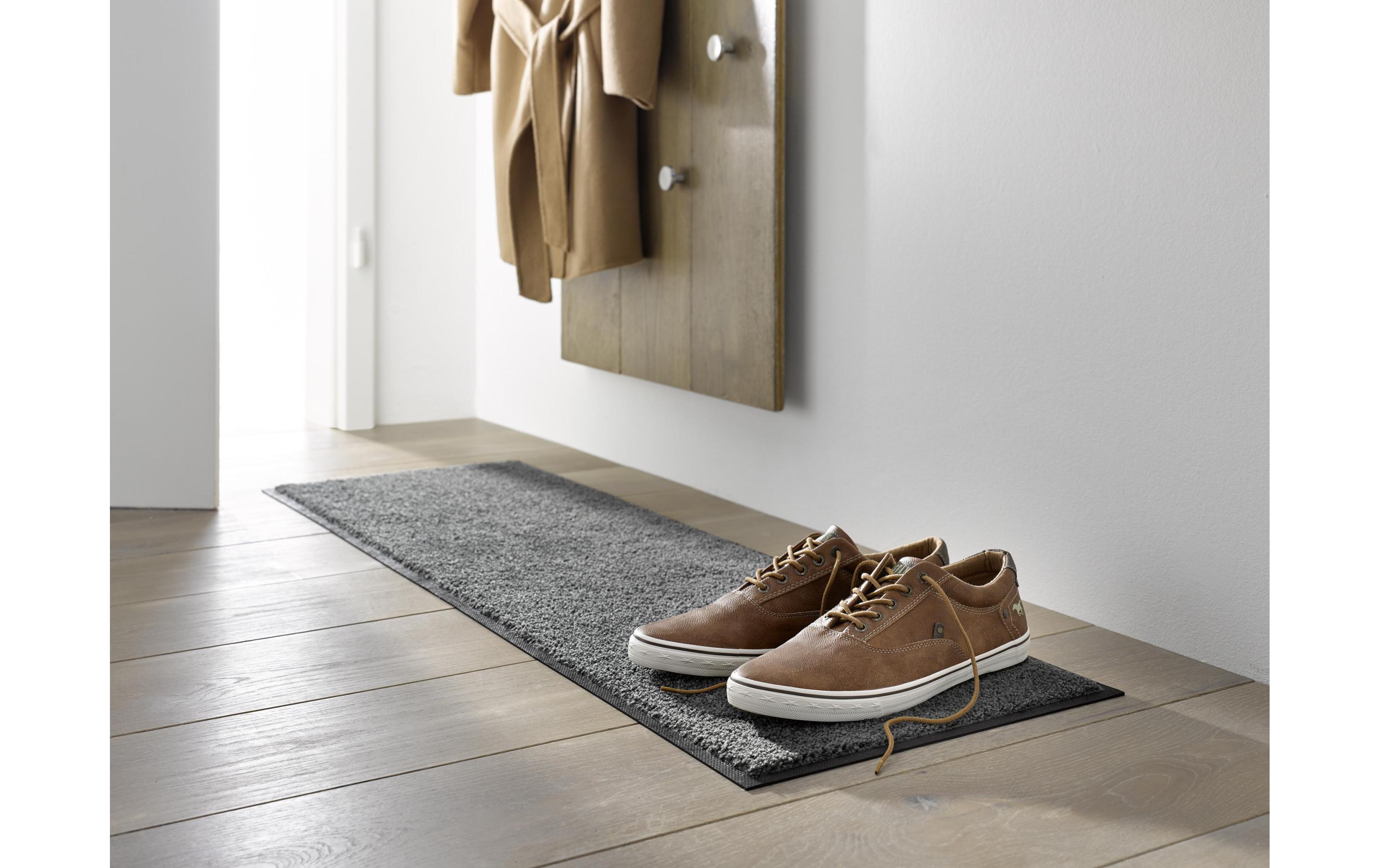Fussmatte Schuhgrösse, 35 x 75 cm SchwarzPflegeleichte und rutschfeste Schmutzfangmatte