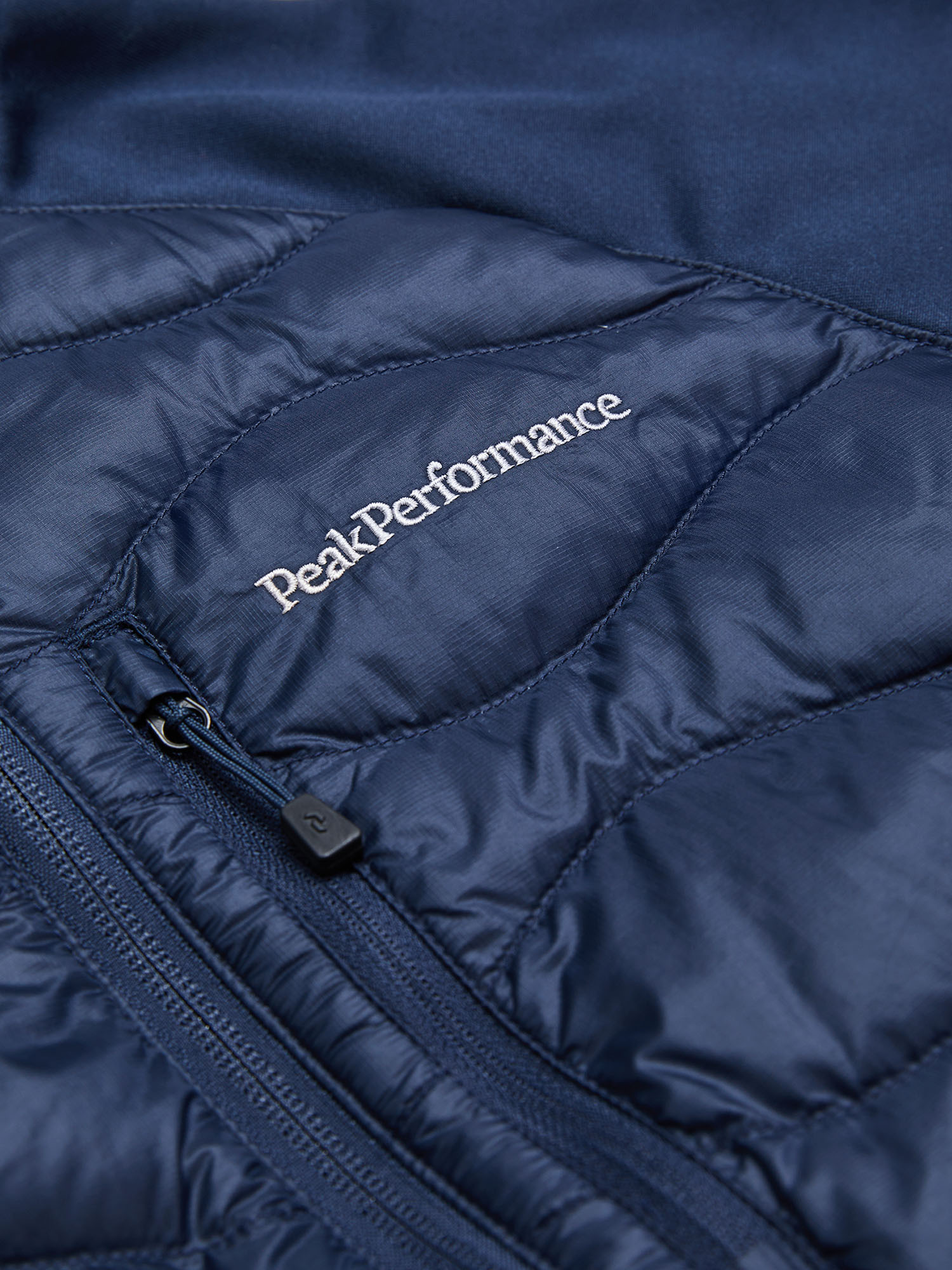 W Helium Down Hybrid Hood