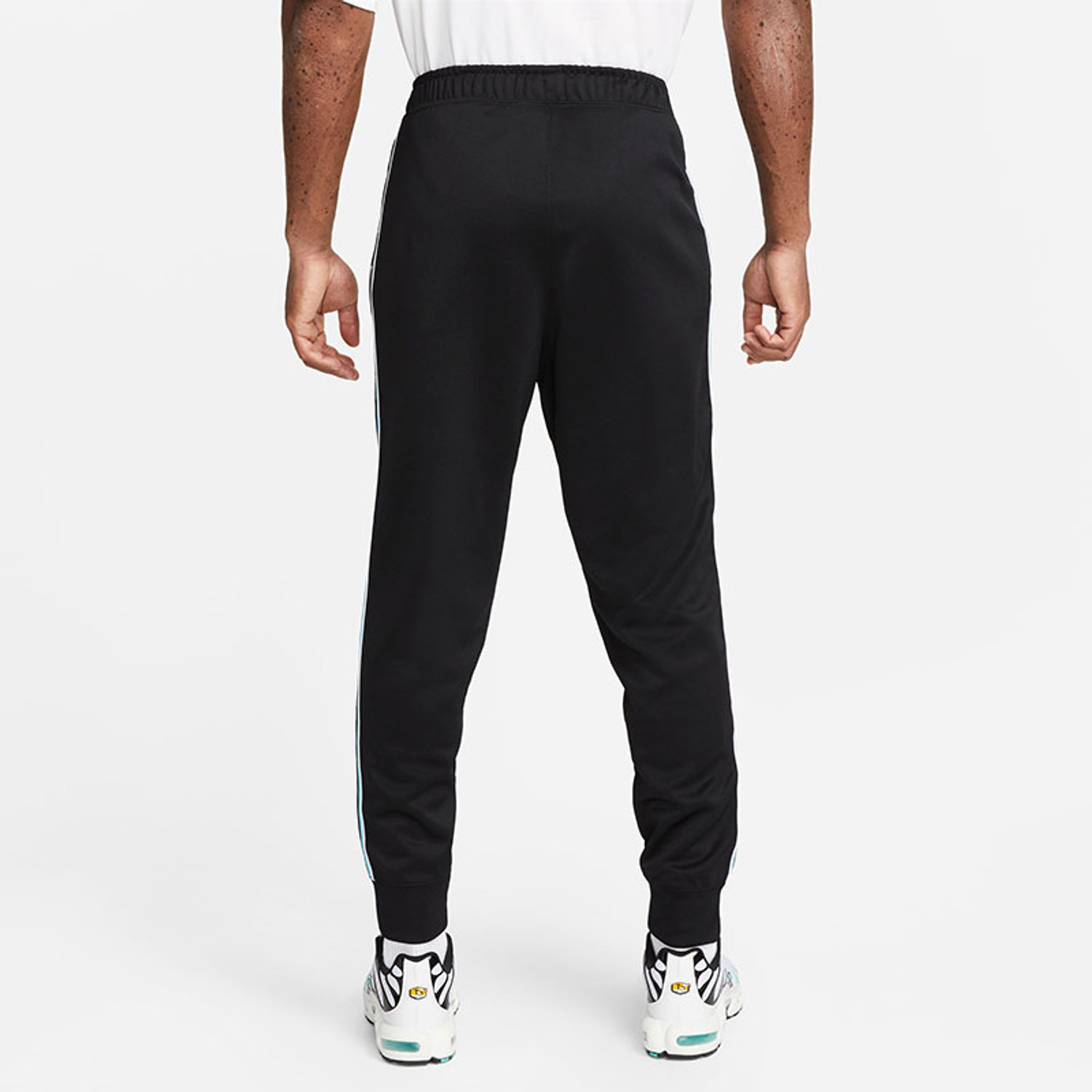 Nike Sportswear Repeat Trainingspak