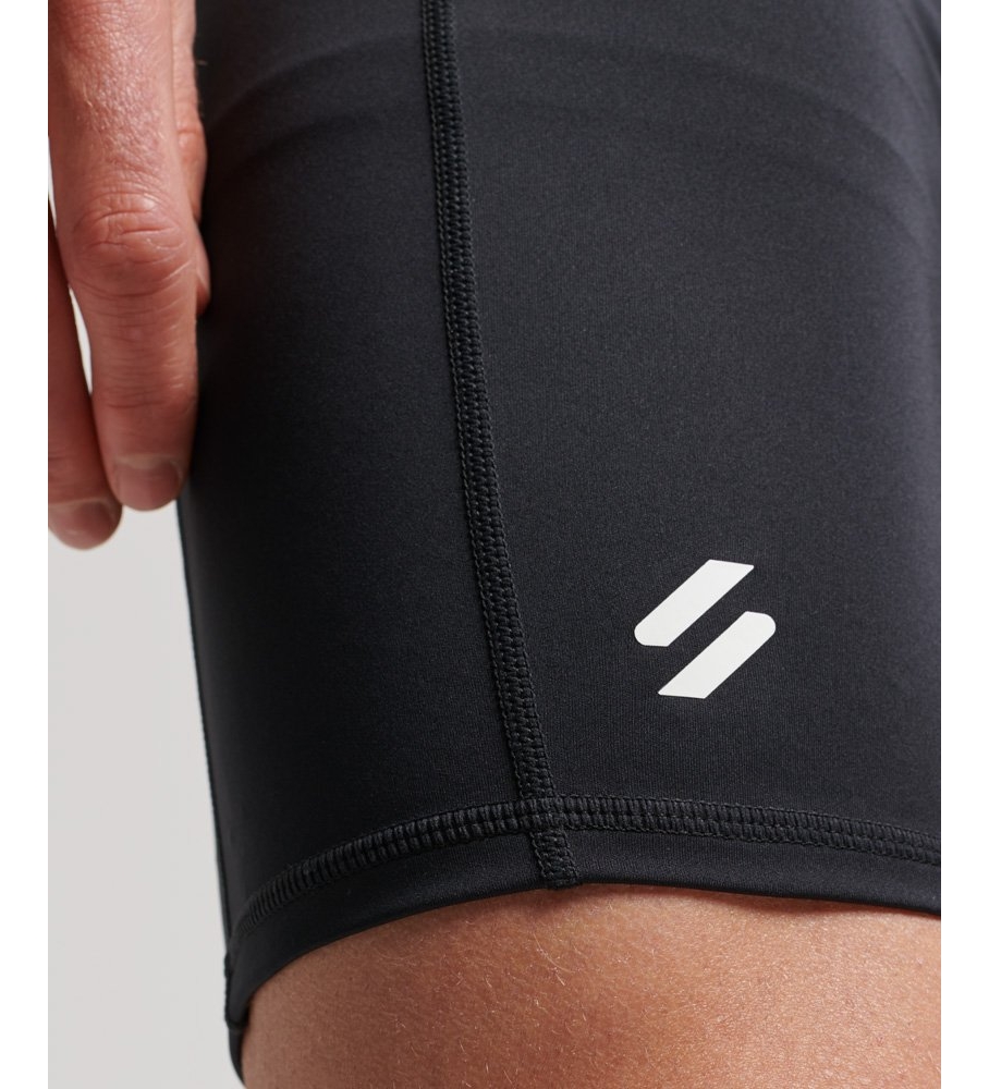 Superdry Short Ajustado Core negro