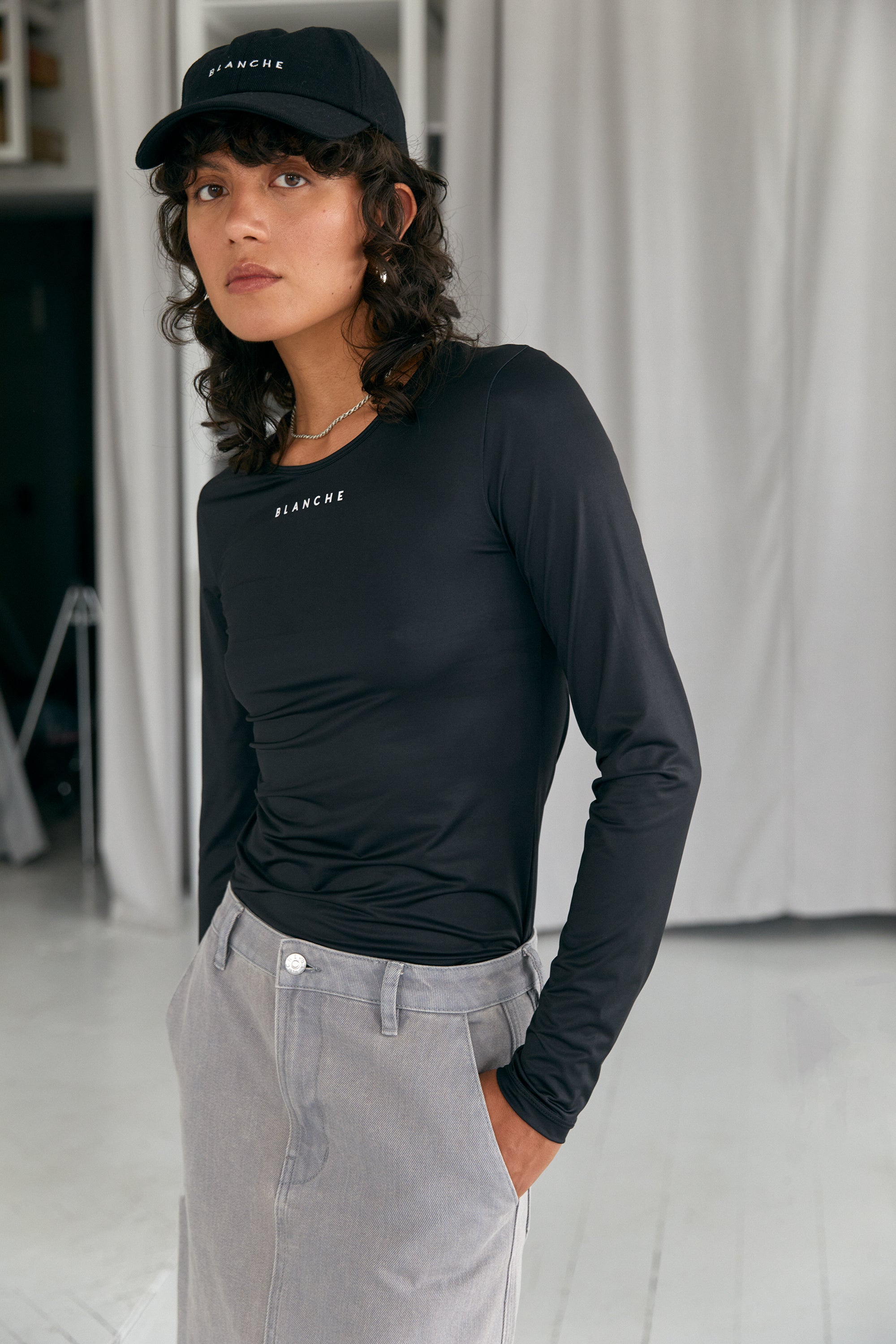 BLANCHE  Comfy-BL langærmet t-shirt - sort