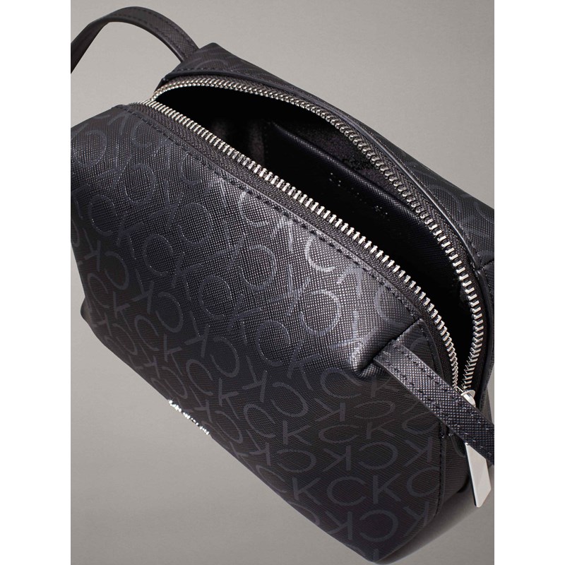 Calvin Klein<br>Crossbody Must Mini
