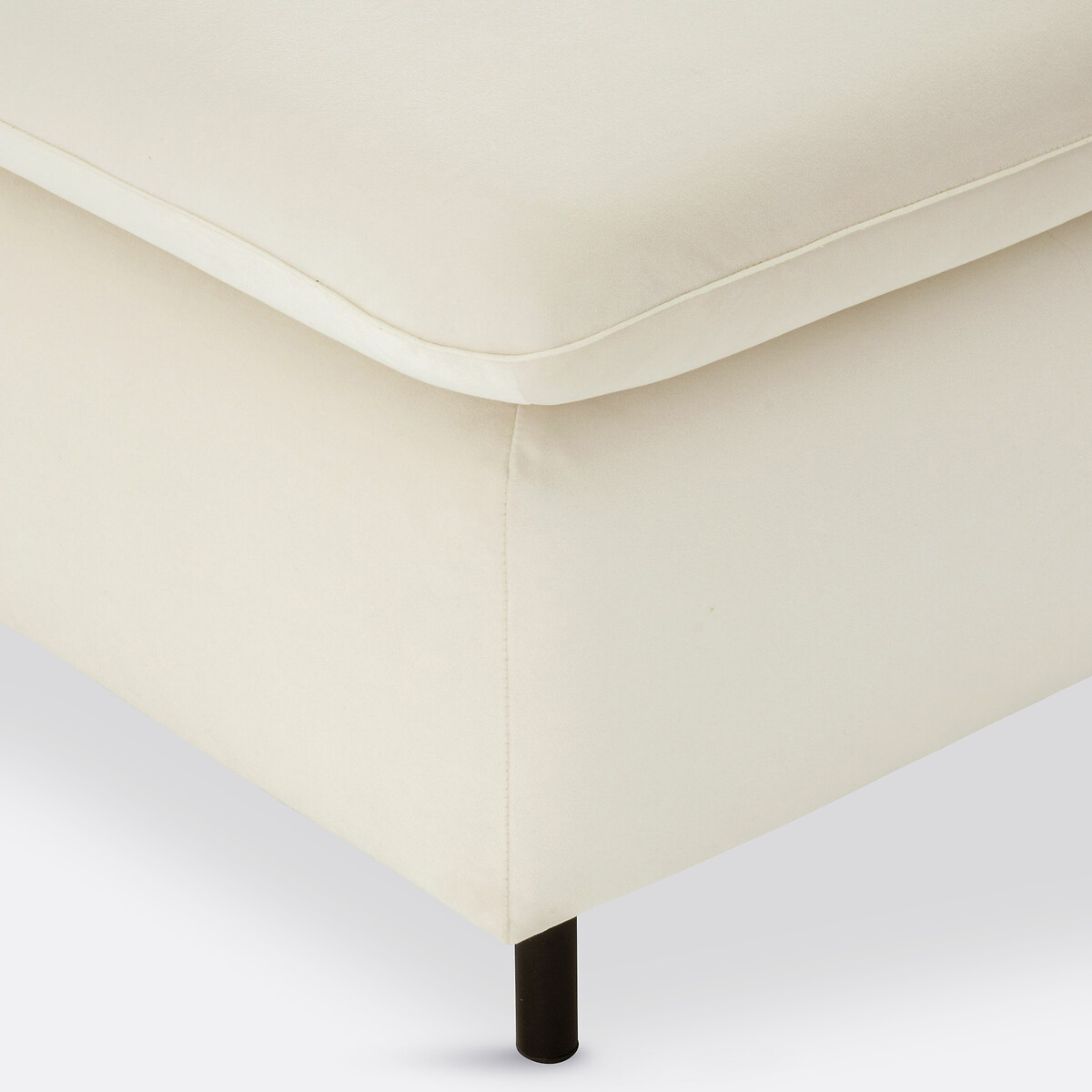 LA REDOUTE INTERIEURS<br>Puff de veludo, Ivete