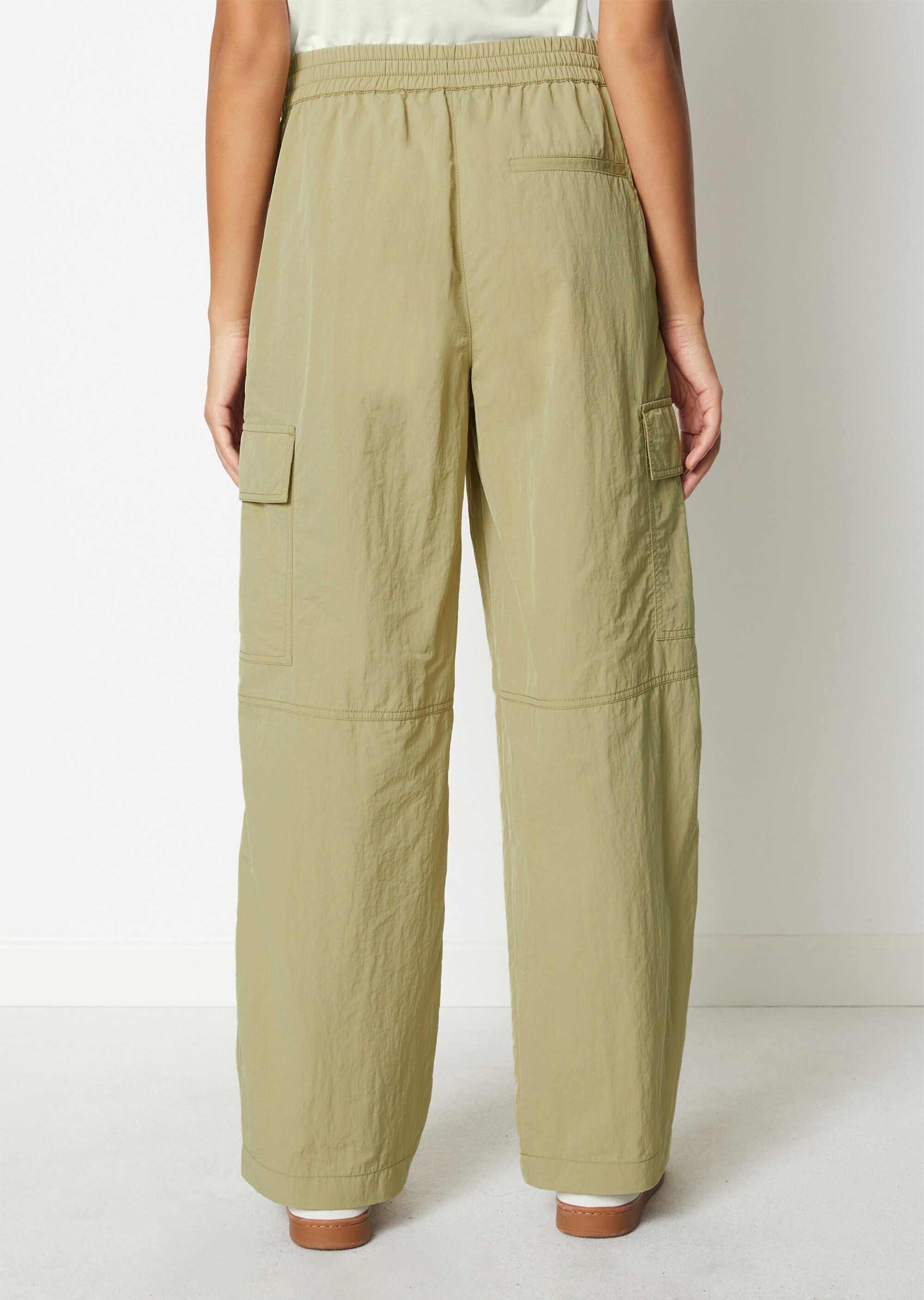 Cargohose wideaus recyceltem Nylon