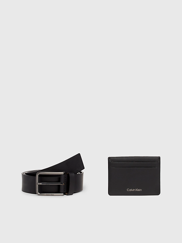 Conjunto de presente com porta-cartões e cinto em couro