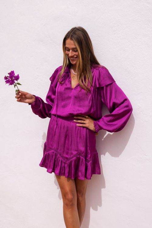 Paars rokje satijnen look en ruffles