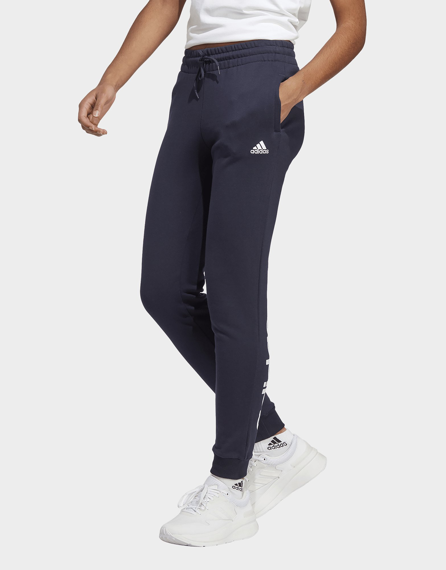 adidas Pantalon en molleton à chevilles élastiques Essentials Linear
