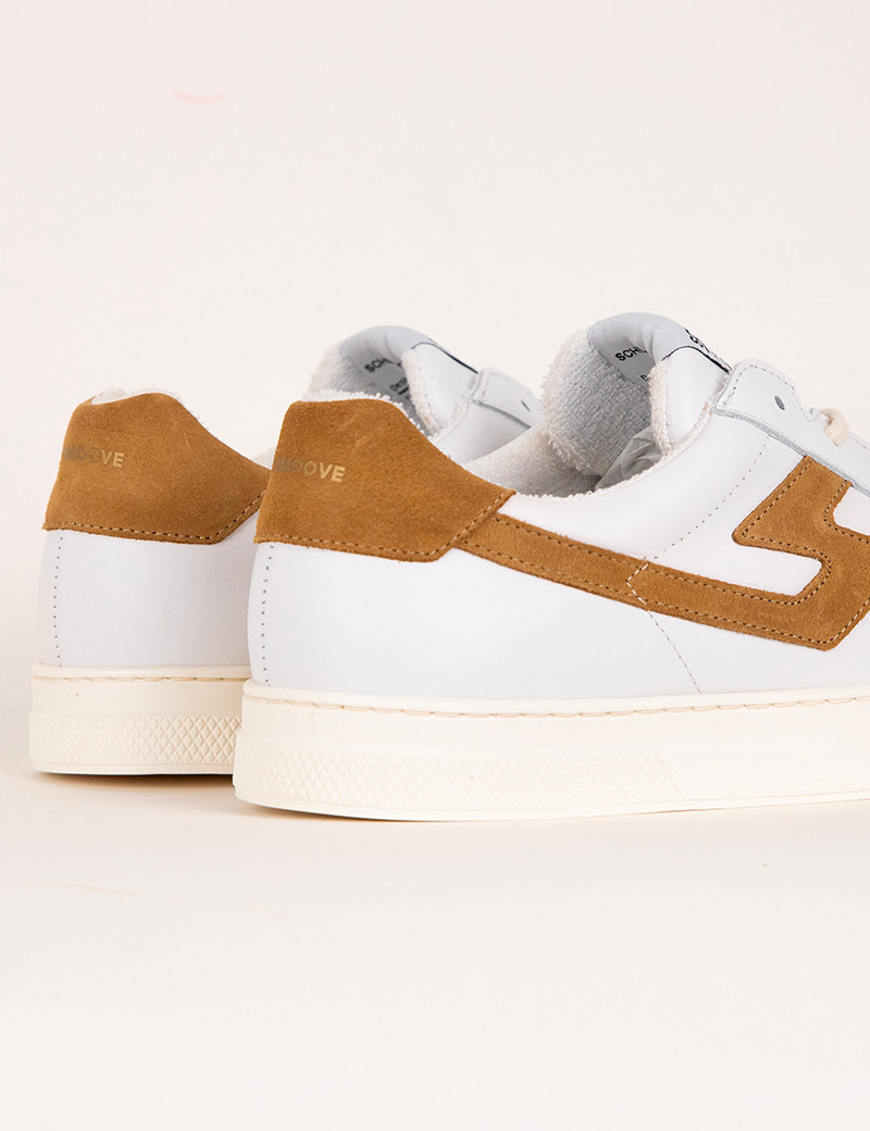 SCHMOOVE BASKETS HOMME SPARK SIGNATURE BLANC CAMEL