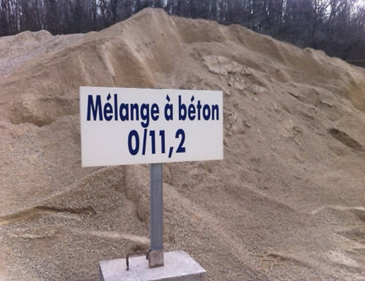 Mélange sable et gravier +/-1m3 V3 en vrac